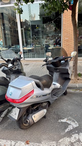 Piaggio X8 125 Plata