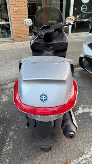 Piaggio X8 125 Plata