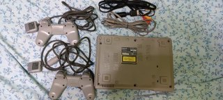 Consola PlayStation 1 con 2 mandos