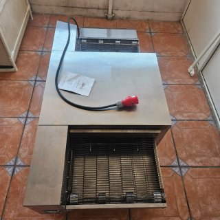 Horno de túnel eléctrico