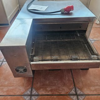 Horno de túnel eléctrico