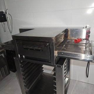Horno de túnel eléctrico