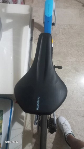 Bicicleta de carretera Cube