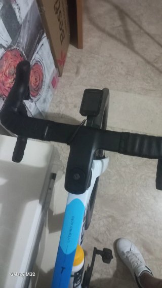 Bicicleta de carretera Cube