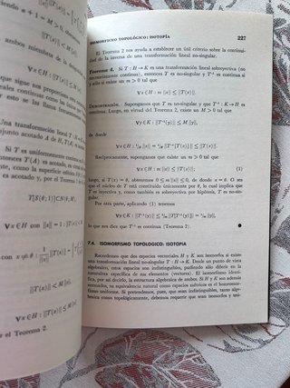 Topología de espacios métricos.