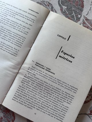 Topología de espacios métricos.