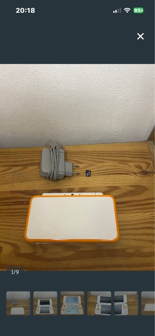 Nintendo 2DS XL Bianca e Arancione