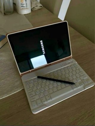 Samsung Galaxy Tab S6 Lite + Teclado