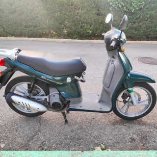 Honda Scoopy SH100 Scooter Automática