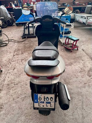 Yamaha Majesty 125 Plata
