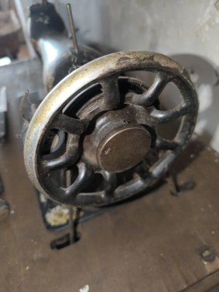 Máquina de coser Singer antigua
