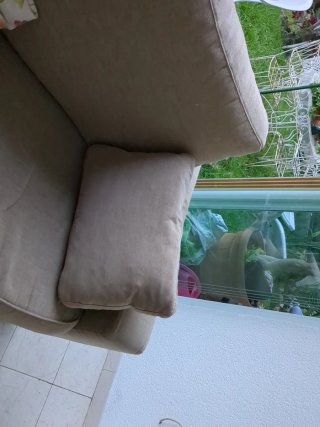Sofá beige 3 plazas tela