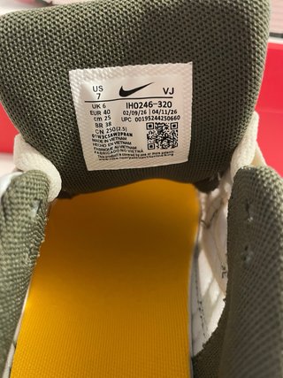 Nike P6000 beige y verde
