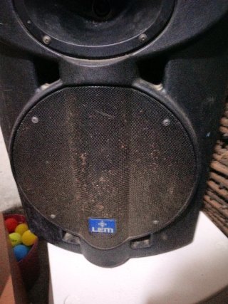 Caja de altavoz LEM activa 500W