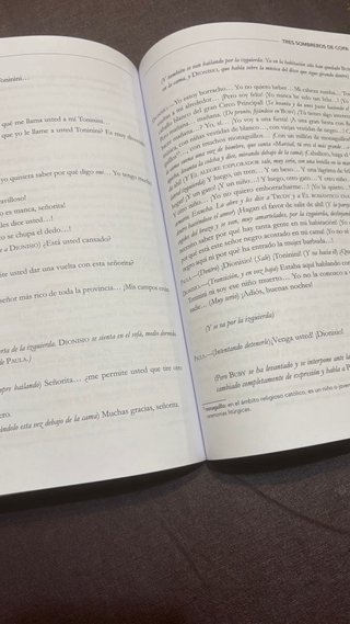 Libro “Tres sombreros de copa” de Miguel Mihura