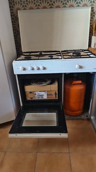Cocina de gas con horno