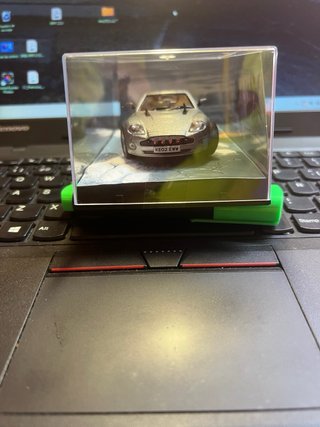 Aston Martin V12 Vanquish 1:43 Die Another Day