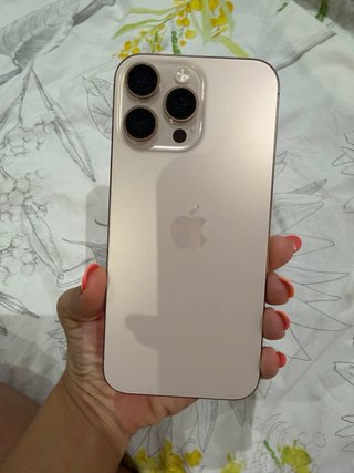 iPhone 16 Pro Max 1TB Dorado