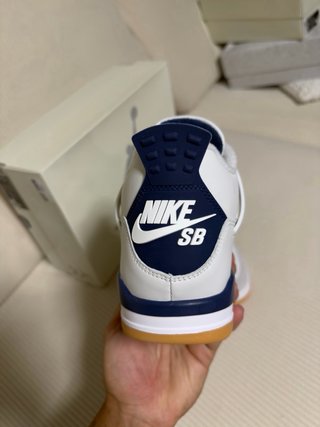 Air Jordan Retro 4 SP