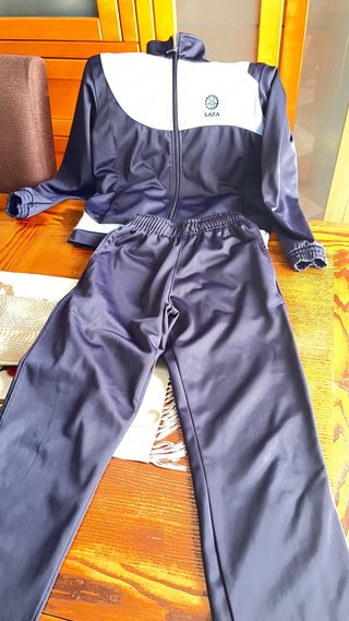 Lote uniformes deportivos SAFA Talla 10