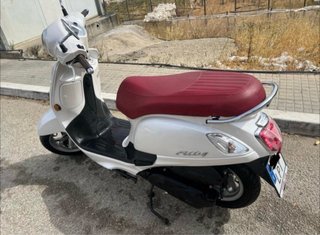Kymco Filly 125cc Automática Blanca/Roja