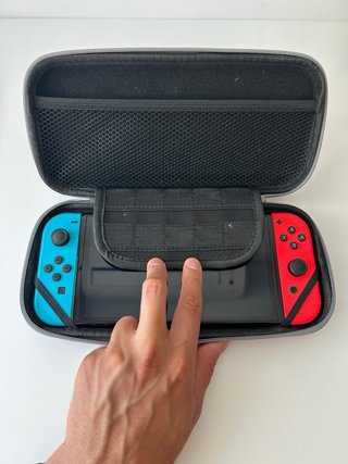 IMPECABLE Nintendo Switch OLED + Funda Protectora