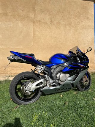 Honda CBR1000RR 2005