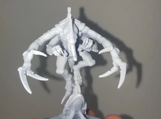 Tyranidos Líder Progenie Resina