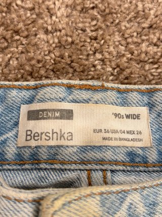 Pantalones vaqueros rotos anchos