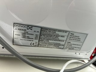 Microondas Daewoo Rojo Compacto