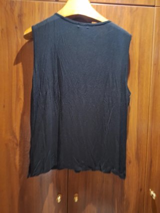 Top negro con detalle talla XL