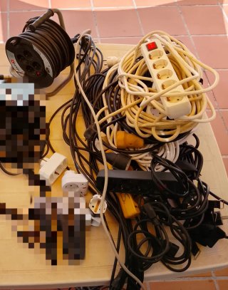 Regletas, alargadores y cables de corriente