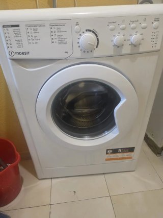 Frigorífico Indesit Blanco Y lavadora todo 250.00