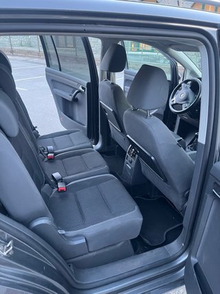 Volkswagen Touran 2010