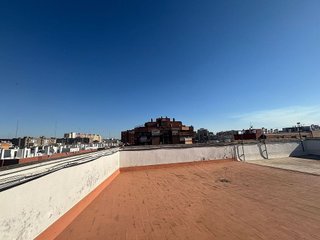 Piso en alquiler en Huerta del Pilar en Sevilla