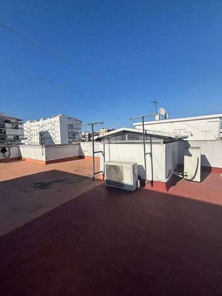 Piso en alquiler en Huerta del Pilar en Sevilla