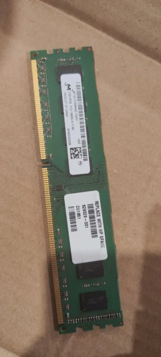 Módulo RAM Micron 2GB PC3-10600U