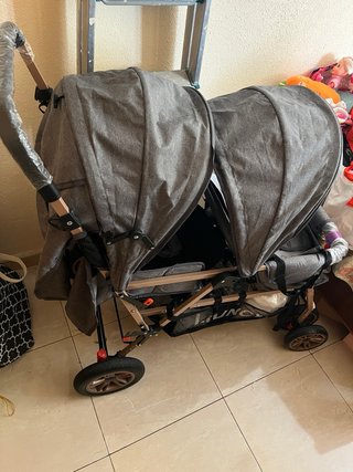 Carrito doble para bebé gris