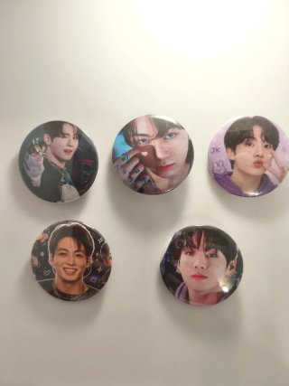Chapas BTS variadas