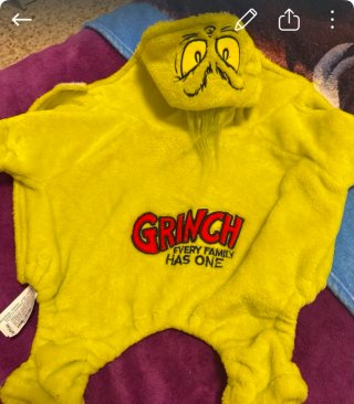 Ropa para mascotas: Stitch y Grinch,los 2 10 euros