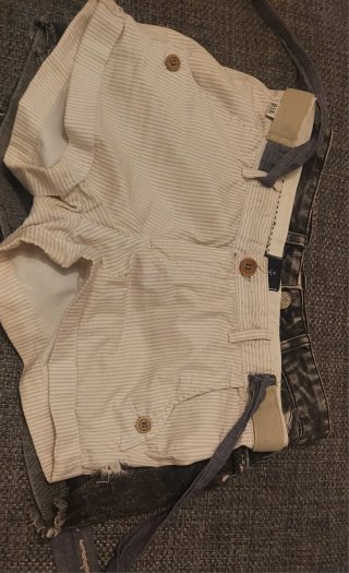 2 shorts da donna taglia 38/40