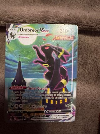 Carta Pokémon Umbreon VMAX 310 HP