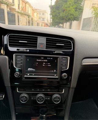 Volkswagen Golf RLINE