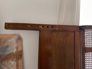 Cabezal cama madera y ratán antiguo