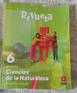 2 libros Ciencias de la Naturaleza, 6 Primaria,C.M