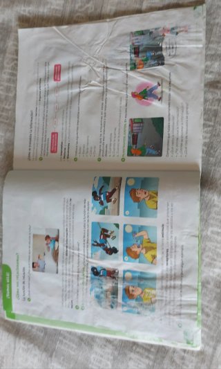 2 libros Ciencias de la Naturaleza, 6 Primaria,C.M