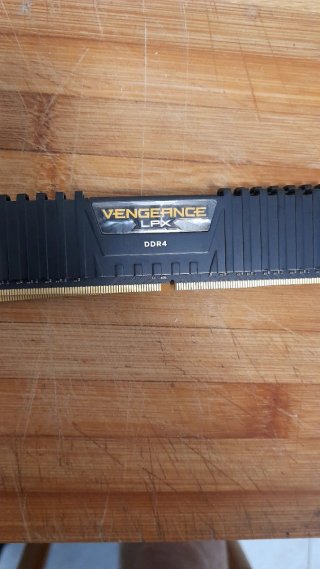 Corsair Vengeance LPX DDR4 16GB (2x8GB) 2400MHz