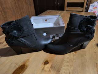 Botines Clave grises talla 40 nuevos