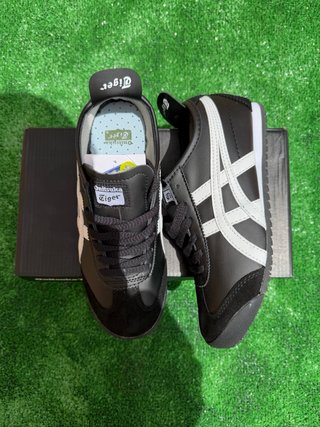 Onitsuka Tiger Mexico 66 Negras y Blancas