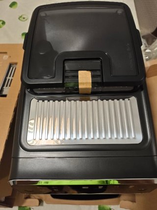 Cafetera Philips 5500 LatteGo superautomática Gris